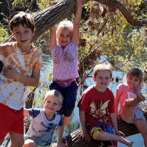 Meet your Posher, Mylynda